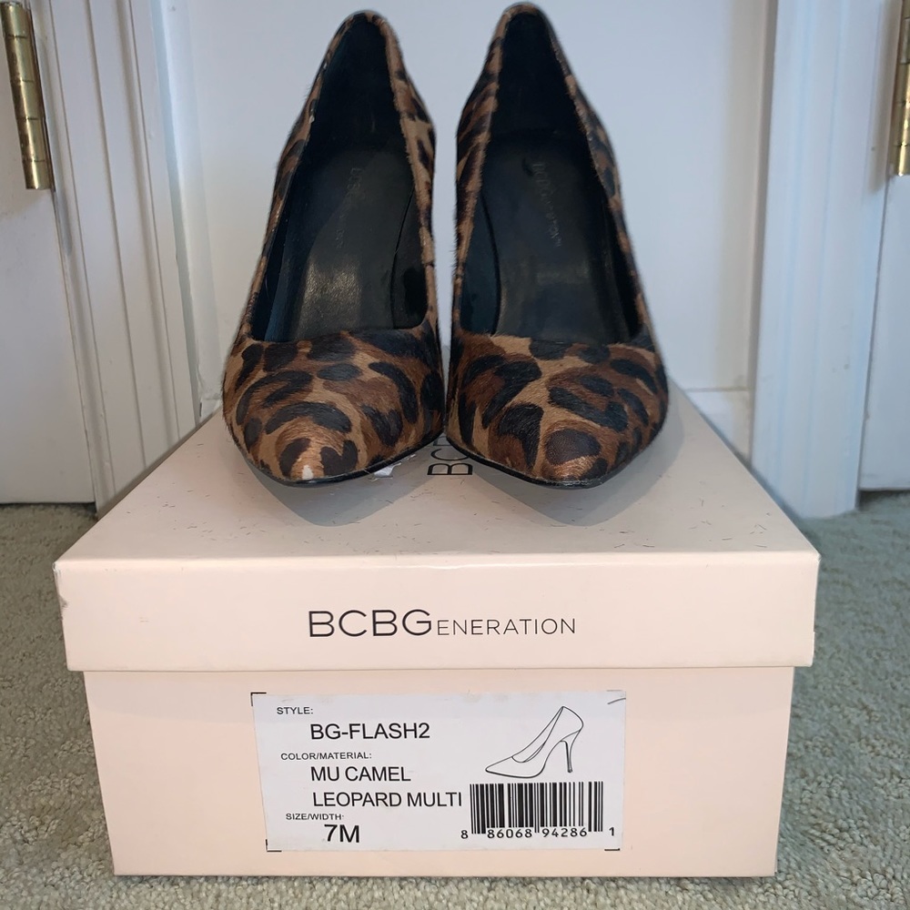 Leopard Pumps - Picture 4 of 4